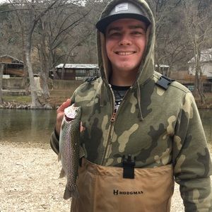 Meet your Posher, Dylan